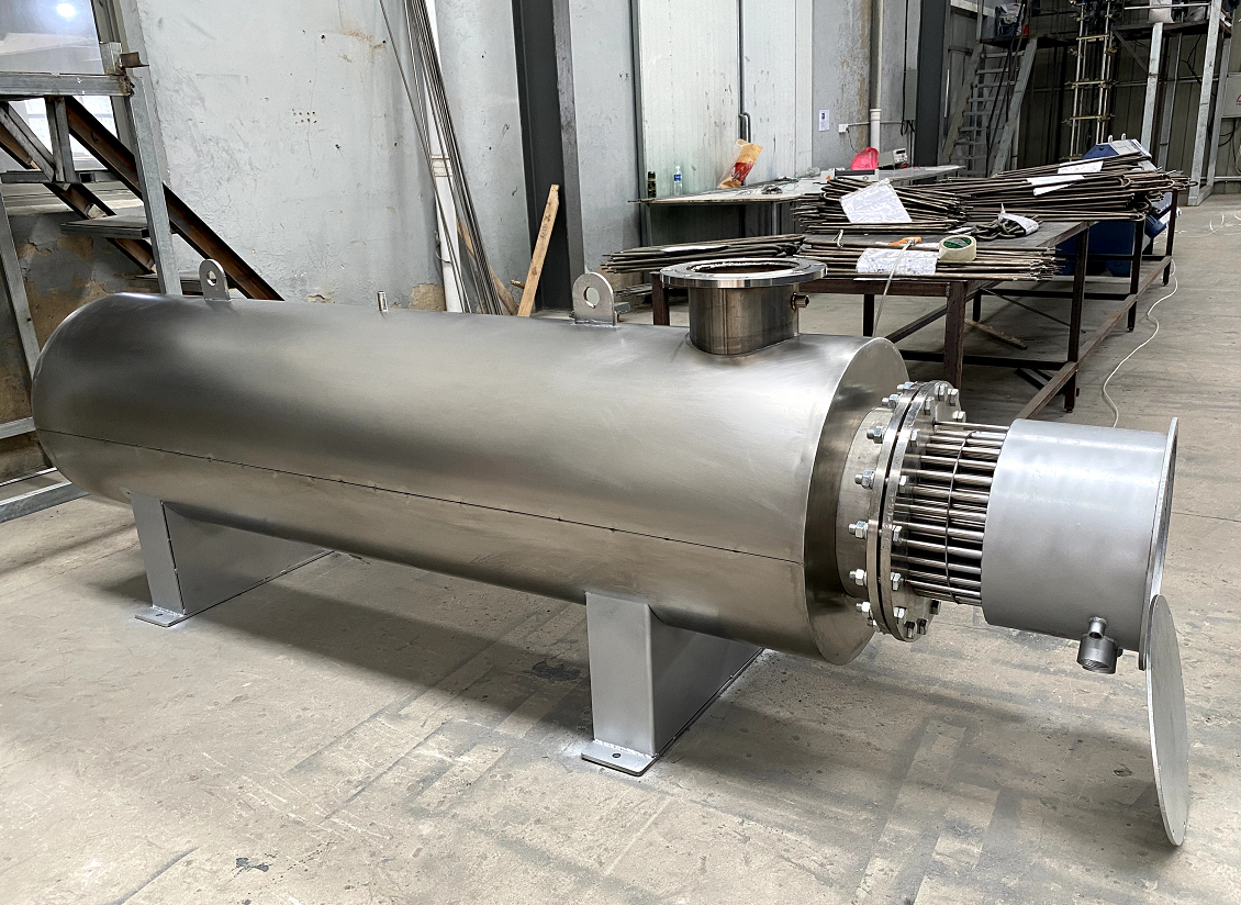 A company in Shanghai purchased 180kW explosion-proof nitrog